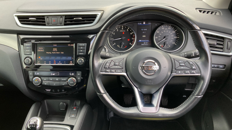 Nissan Qashqai 1.3 DiG-T Tekna 5dr Petrol Hatchback